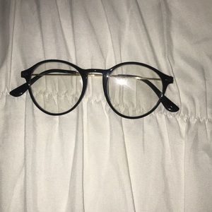 Black circular Glasses